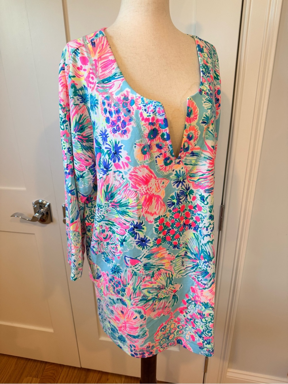 Lilly Pulitzer Aqua Floral Shift Dress with Pink and Blue Accents - Picture 8 of 12